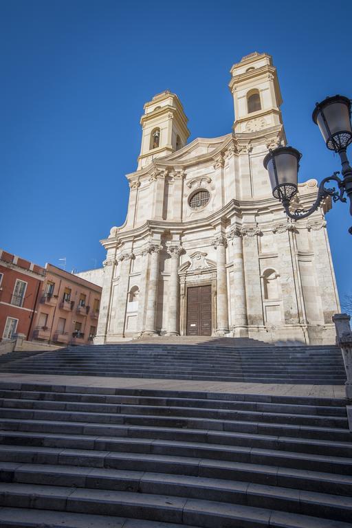 Cento Suites Cagliari Pokoj fotografie